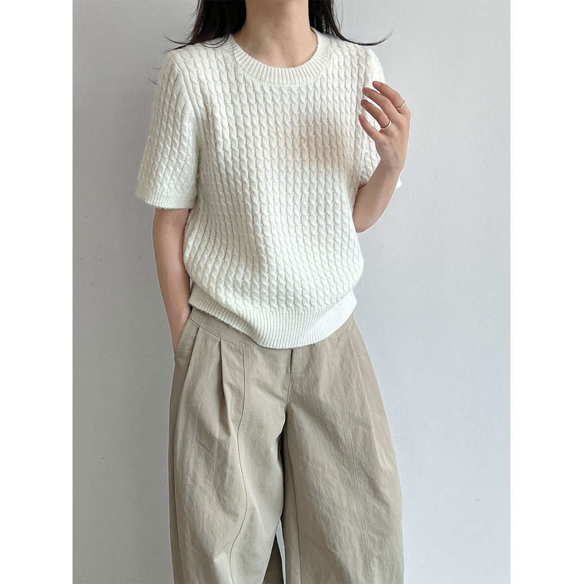 Cable Knit Short Sleeve Wool Round Neck T-Shirt for Women Slim Fit Top