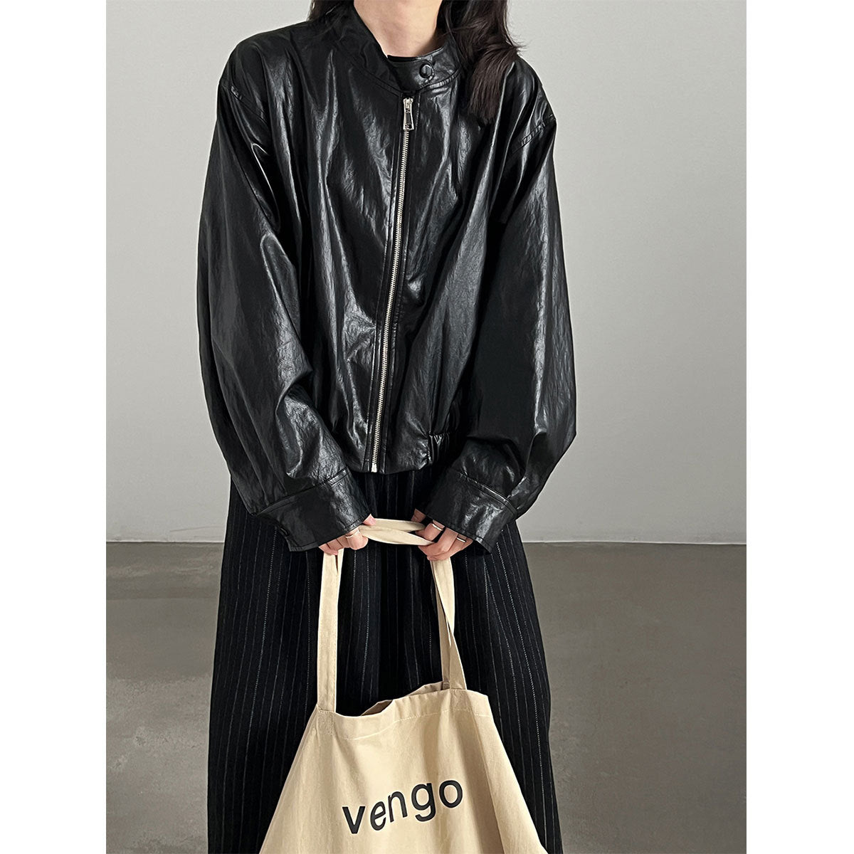 Retro PU Stand Collar Short Jacket for Women Motorcycle Trendy, Versatile Leather Coat