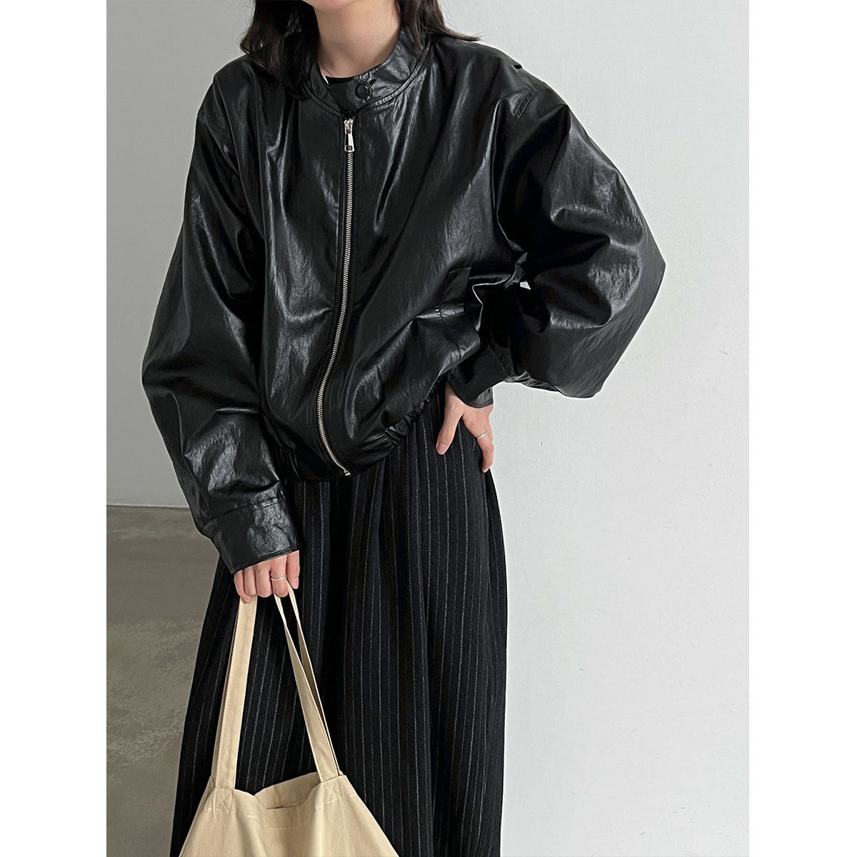 Retro PU Stand Collar Short Jacket for Women Motorcycle Trendy, Versatile Leather Coat